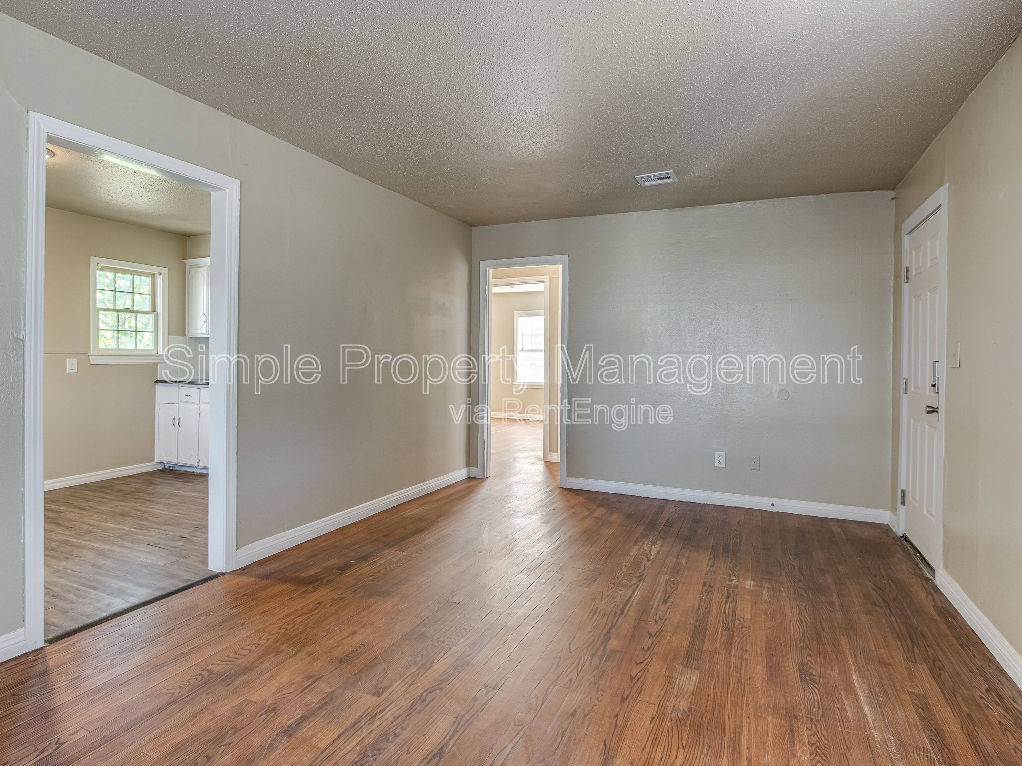 Gallery Image 0